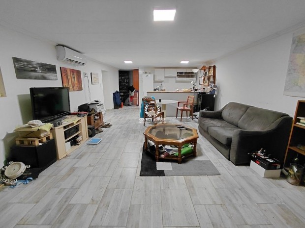 Elad� H�z, Saj�velezd 9.500.000 Ft