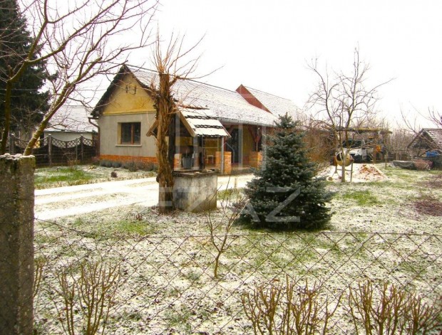 Elad� H�z, Szaporca 44.000.000 Ft