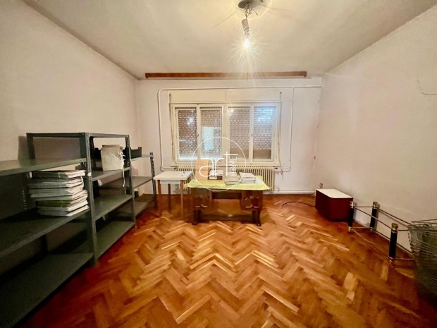 Elad� H�z, Szeged 49.900.000 Ft