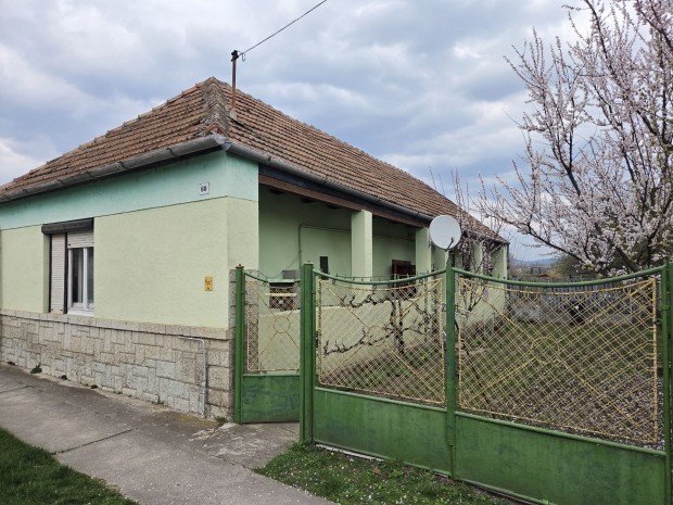 Elad� H�z, Szerencs 21.900.000 Ft