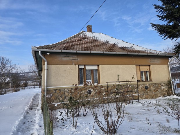 Elad� H�z, Szerencs 21.990.000 Ft