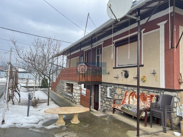 Elad� H�z, Sz�gliget 29.800.000 Ft