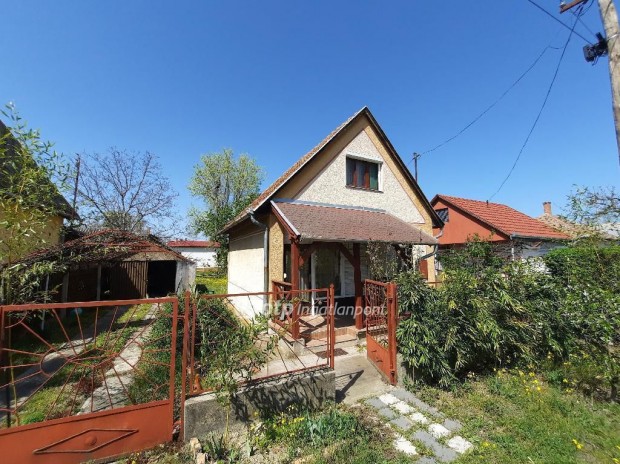 Eladó Ház, Tiszakécske