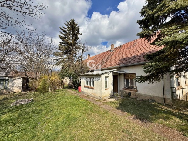 Elad� H�z, T�tv�zsony 49.900.000 Ft