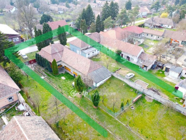 Eladó Ház, Vámosmikola