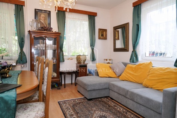 Elad� H�z, Veszpr�m 149.000.000 Ft