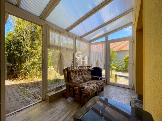 Elad� H�z, Veszpr�m 166.000.000 Ft