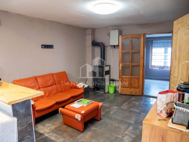 Elad� H�z, Veszpr�m 20.000.000 Ft