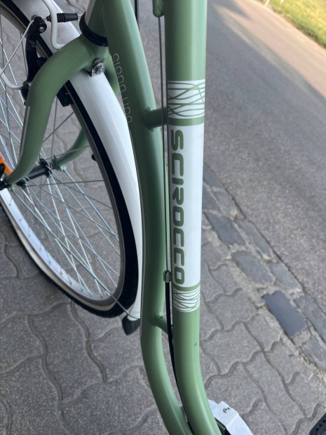 Elad� Hervis Scirocco Siena Line n�i ker�kp�r