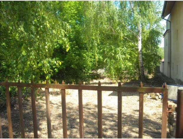 Elad� H�v�zen 1330m2 �p�t�si telek 