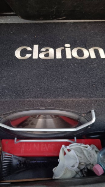 Elad Hifonics Titan autsvgfok s Clarion mlylda 