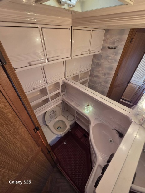 Elad� Hobby 350 telep�t�sre