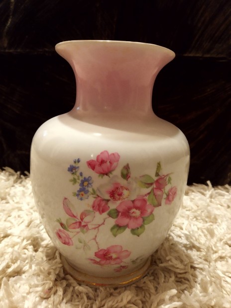 Elad Hollhzi porceln vaza 