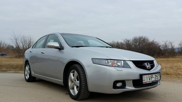 Eladó Honda Accord 2.4i exe automata, kevés KM, szervizelve