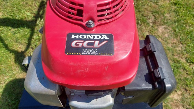 Eladó Honda Gcv 160 kapálogép utánfutoval állapota jó