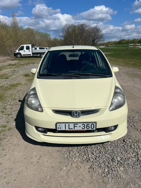 Elad Honda Jazz 1.3I Es