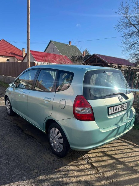 Elad� Honda Jazz