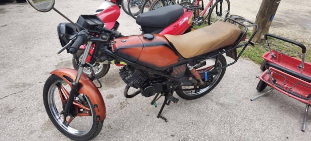 Elad Honda MB80 HC01