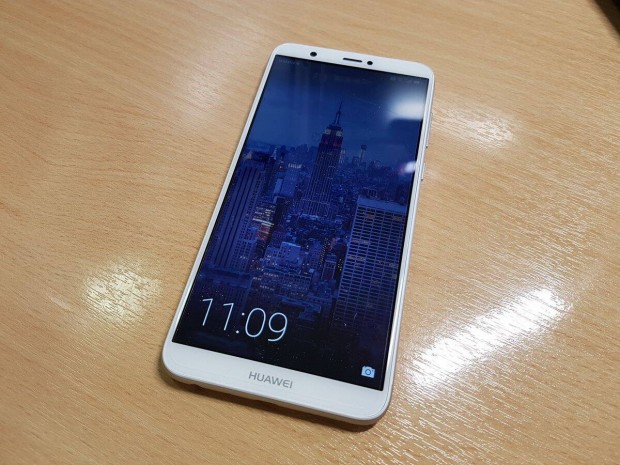 Elad Huawei P Smart Dual-SIM fggetlen mobiltelefon ingyen postval