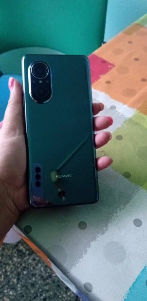 Elado Huawei telefon 