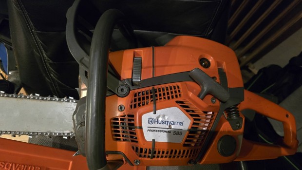 Eladó Husqvarna 585.