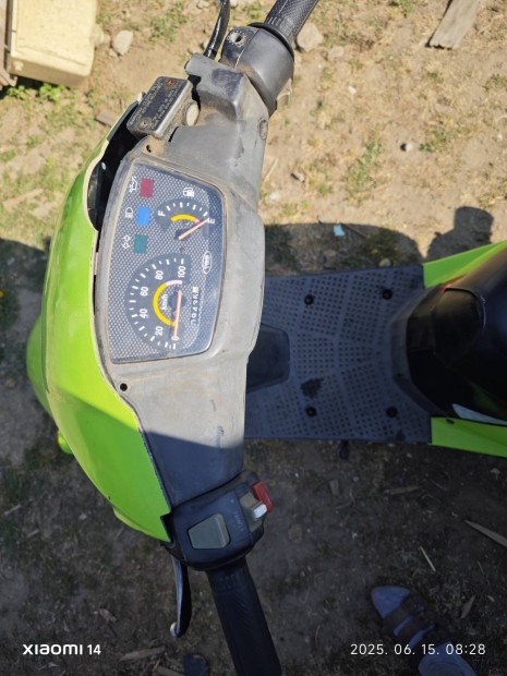 Elad Hyosung Robog alkatrsznek 