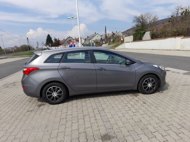 Elad Hyundai I30 1.6CRDI