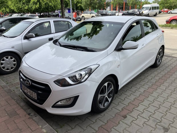 Elad Hyundai I30 go