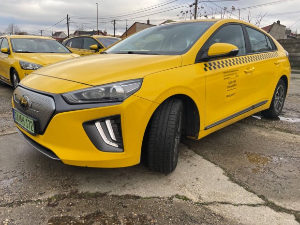 Elad Hyundai Ioniq 38 kw Taxi