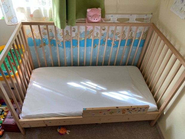 Eladó IKEA babaágy 60x120cm + matrac