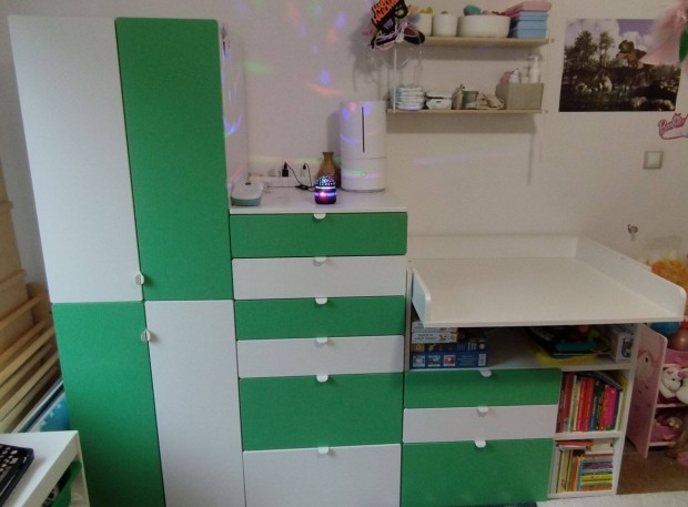 Eladó IKEA bababútor pelenkázóval