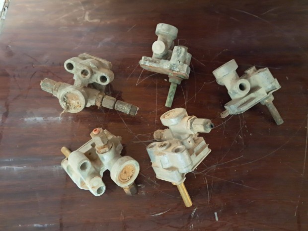 Elad Ikarus Bosch szelep ht szelep termosztt rel