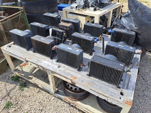 Elad� Ikarus busz f�t�motor / f�t�test f�t�s radi�tor 24 volt