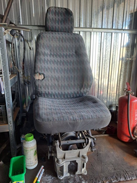 Eladó Ikarus busz sofőr ülés / légrugós állítható autóbusz sofőr ülés