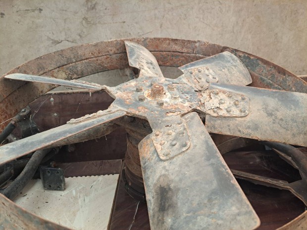 Elad� Ikarus leveg�s kuplungos viszko ventil�tor / v�zh�t� ventil�tor