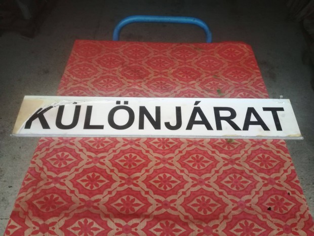 Elad Ikarus oldals ablakra szerelhet tblatart
