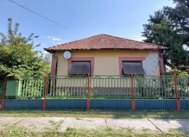Eladó Ingatlan Sarkad