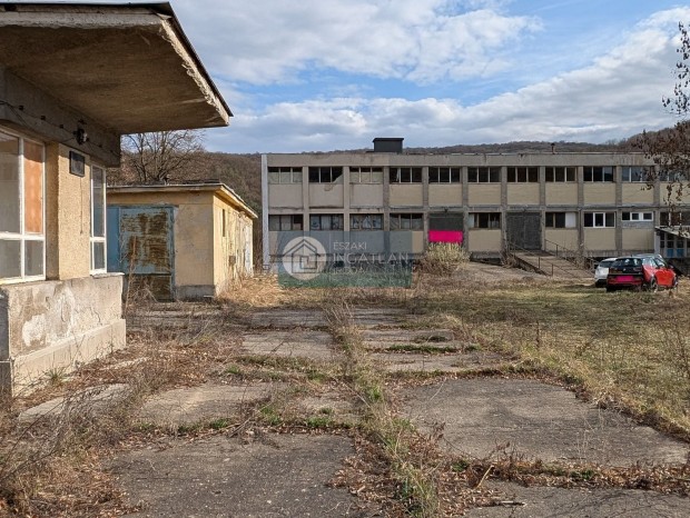 Elad� Ipari, Kazincbarcika 85.000.000 Ft