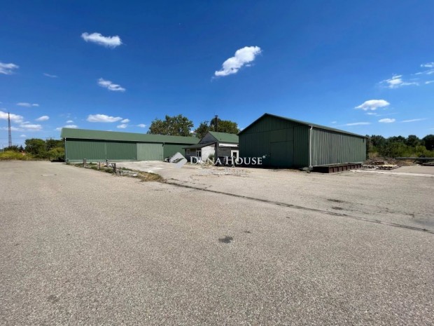 Elad� Ipari, Kecskem�t