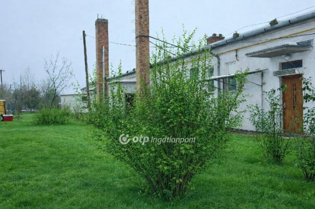 Elad� Ipari ter�let, F�zesabony