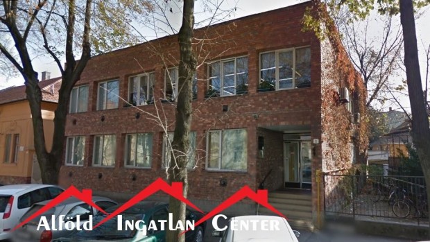 Elad� Iroda, B�k�scsaba 8.990.000 Ft