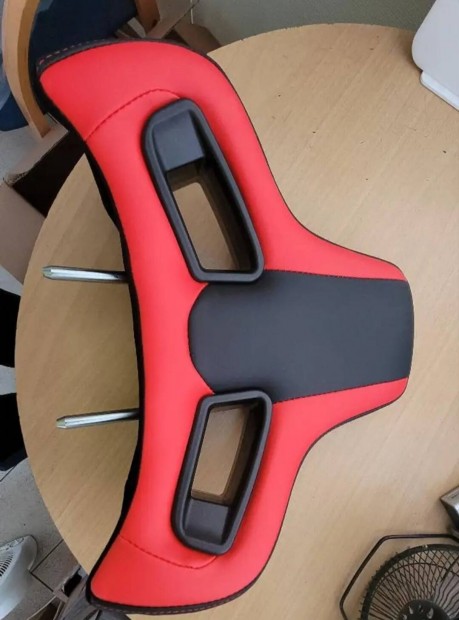 Elad� JDM Univerz�lis fejt�mla 