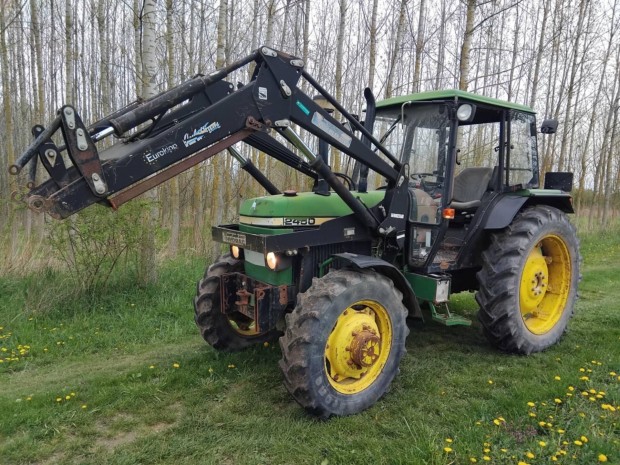 Elad John Deer 2450
