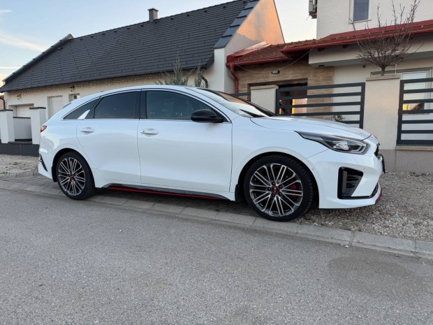 Elad� KIA Pro CEE'D Proceed 1.6 T-GDI GT DCT