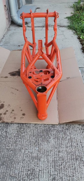 Elad KTM Duke vz. 