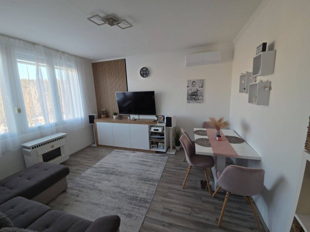 Elad� Kaposv�r, Zaranyi ltp-i 2,5 szob�s lak�s