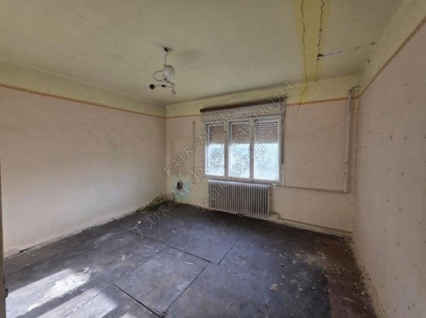 Elad� Kertes h�z - B�k�ss�mson