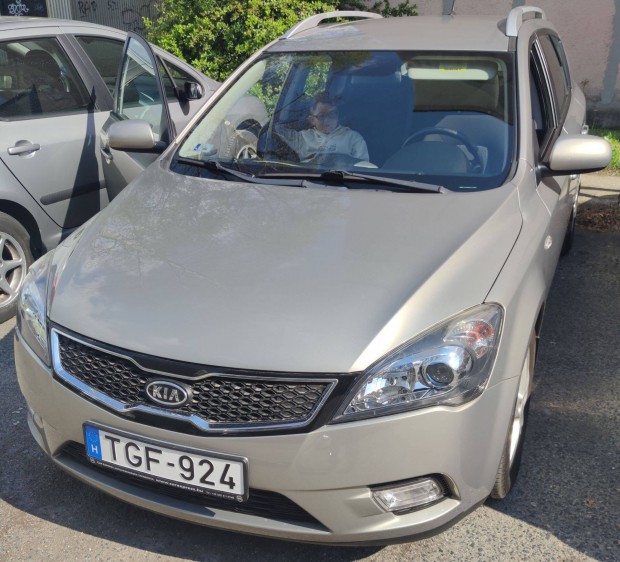 Elad� Kia Cedd ED SW 96000 Km