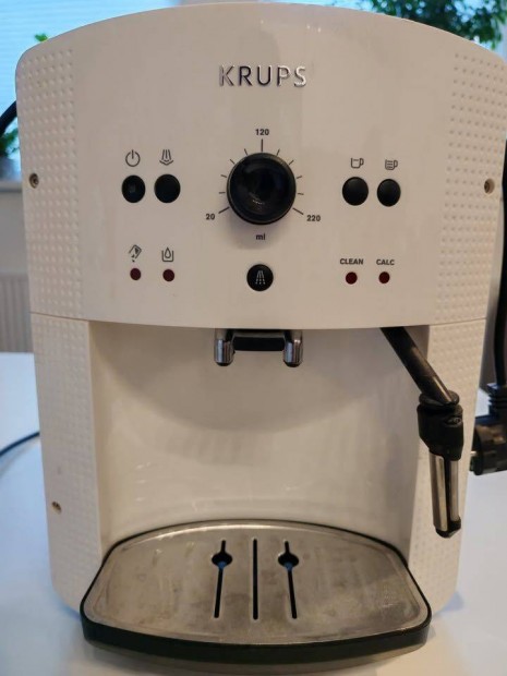 Eladó Krups EA8100
