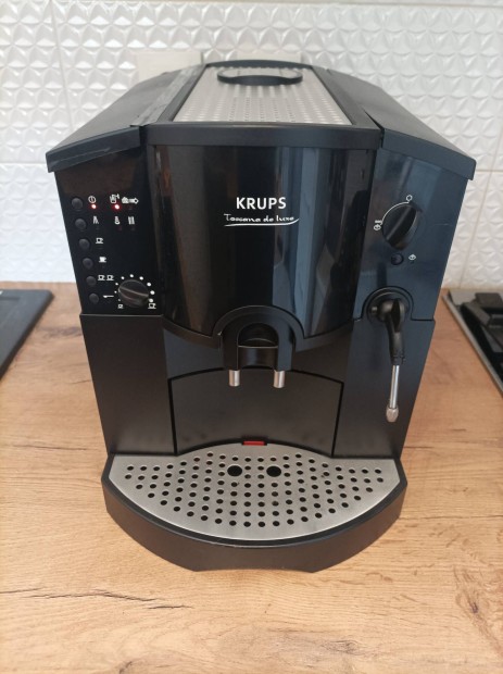 Eladó Krups kávéfőző kávégép